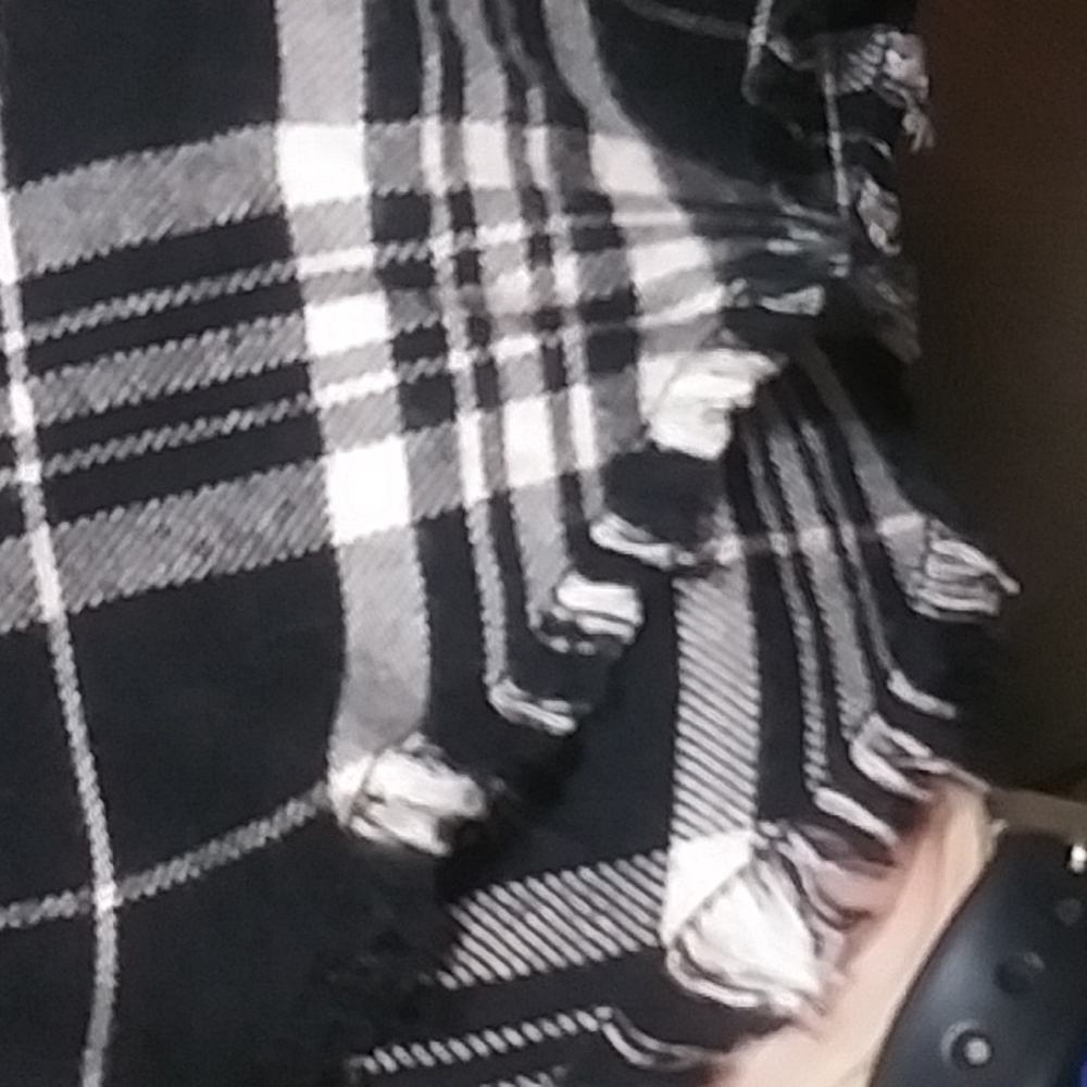 NWT Rails Leo Button down In Onyx Peach - Picture 11 of 13